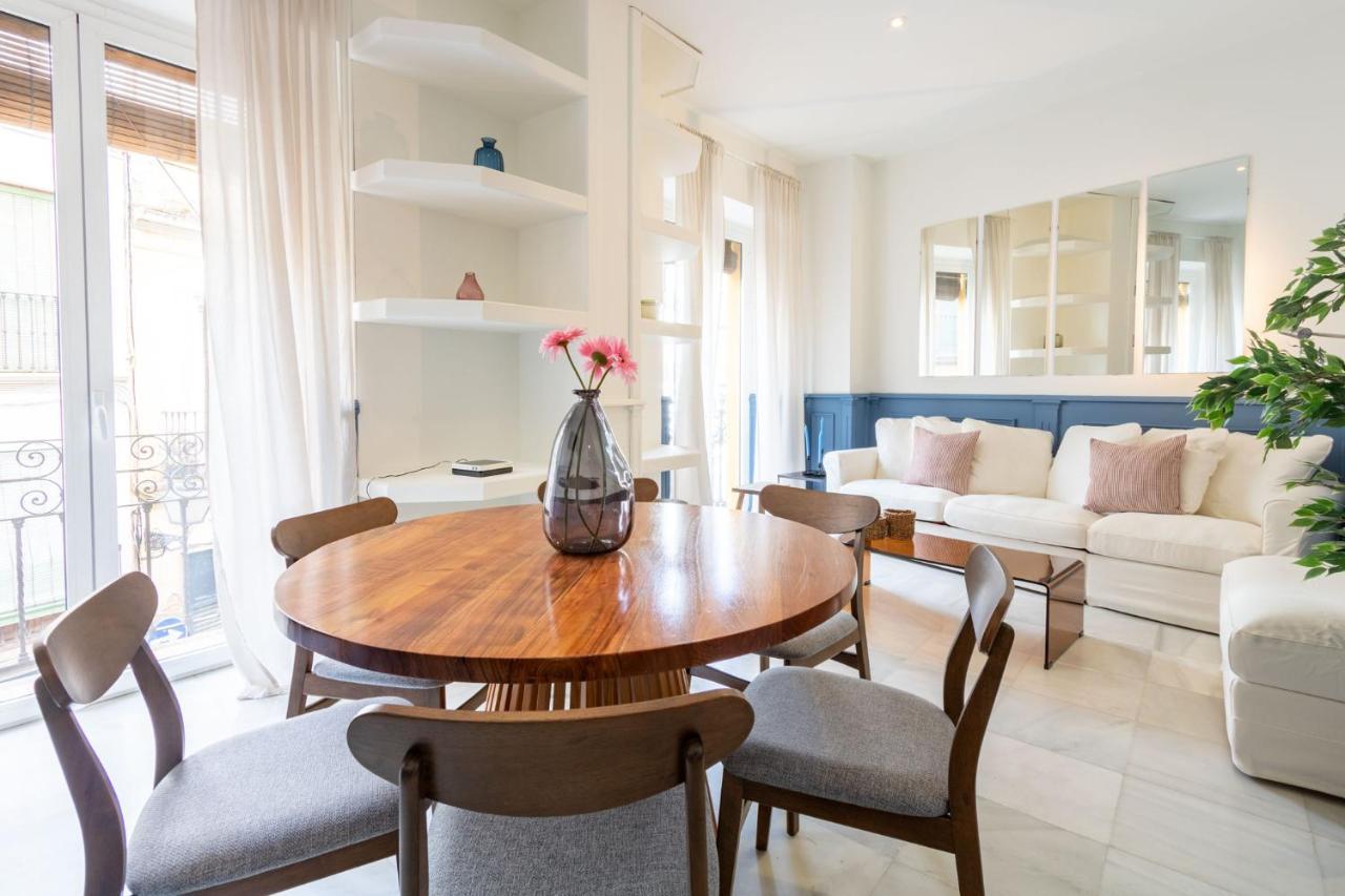Terceros City Center Deluxe By Valcambre เซบีญา ภายนอก รูปภาพ